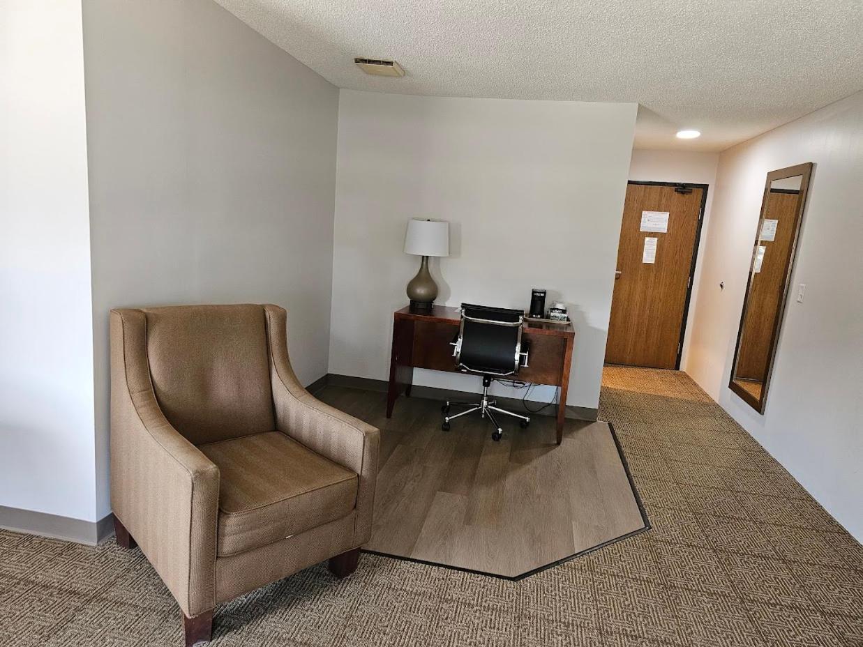 Comfort Inn Rhinelander Esterno foto