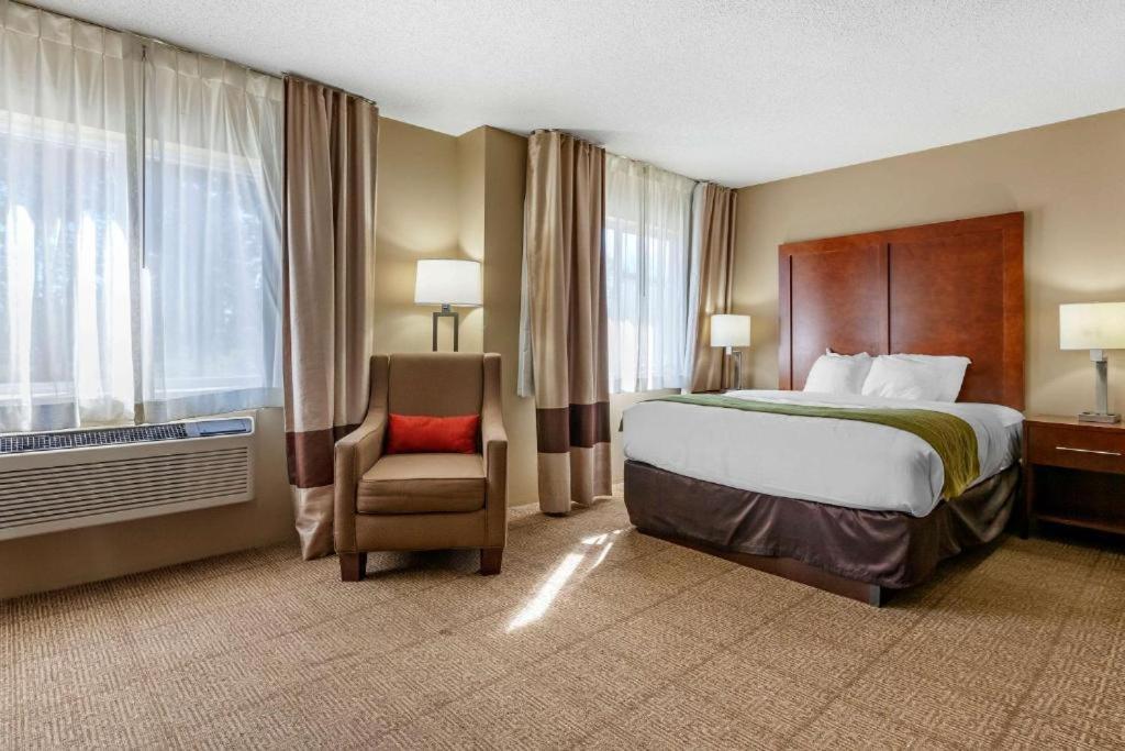 Comfort Inn Rhinelander Esterno foto